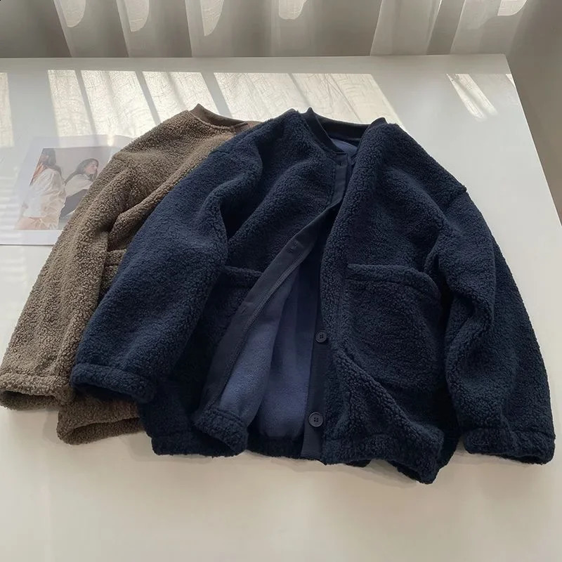 Womens Lamb Wool Cardigan Sweatshirt Solid Color Thick FleeceLined Niche Ballpark Jacket AutumnWinter Japanese Style Student 251022