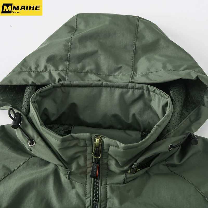 Camping Hiking Jacket Men Spring Autumn Outdoor Sports Breathable Coats Climbing Trekking Windbreaker Travel Waterproof Jacket W251023