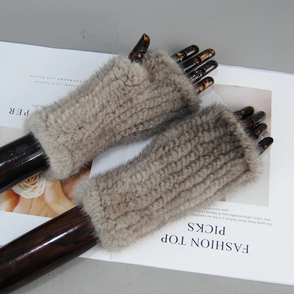 2025 Style Top Quality Womens 100 Winter Warm Real Mink Fur Knitted Half Finger Gloves Girls Typing Mittens 251020