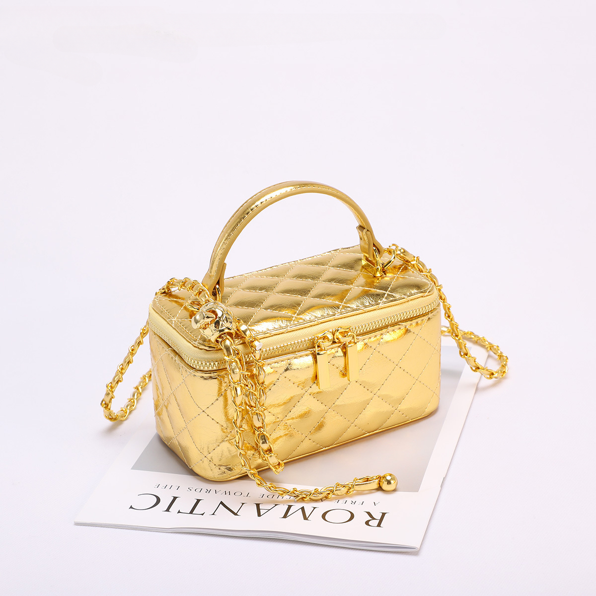 Luxury Brand Designer Bag Women's New Quilted Chain Bag Fashion Quilted Embroidery Small Style Box Handbag Stylish Crossbody Bag