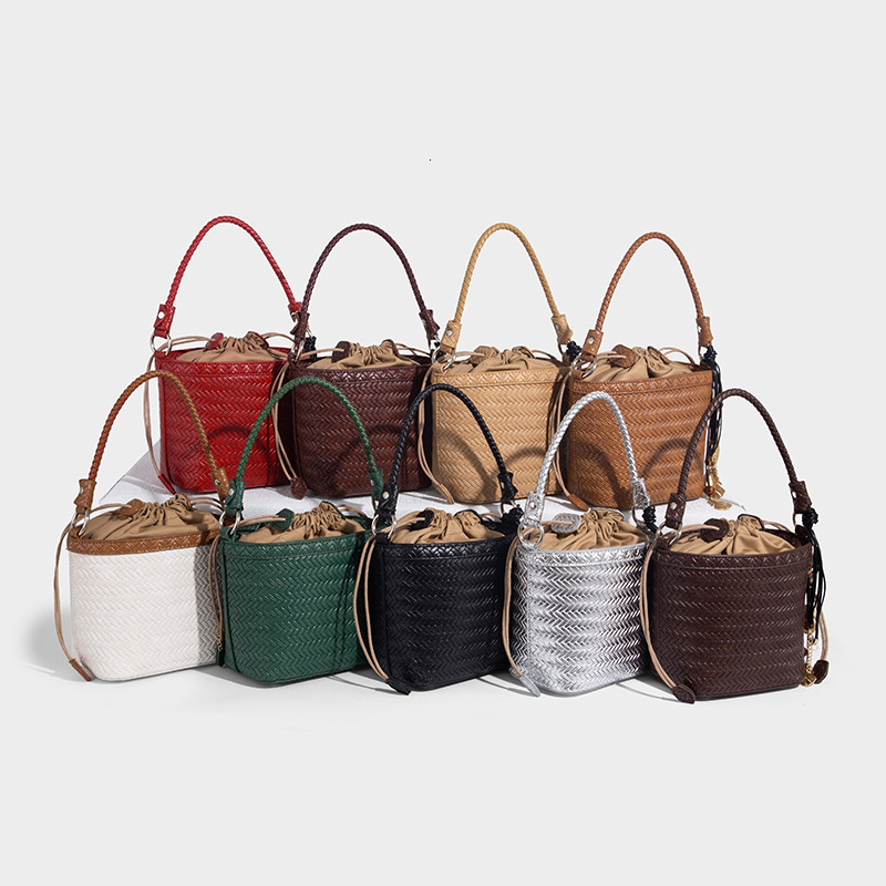Luxury Brand Designer Bag Drawstring Woven Handbag High-End Bucket Bag Pure Handmade Woven Bag 2025 New Commuter Crossbody Bag