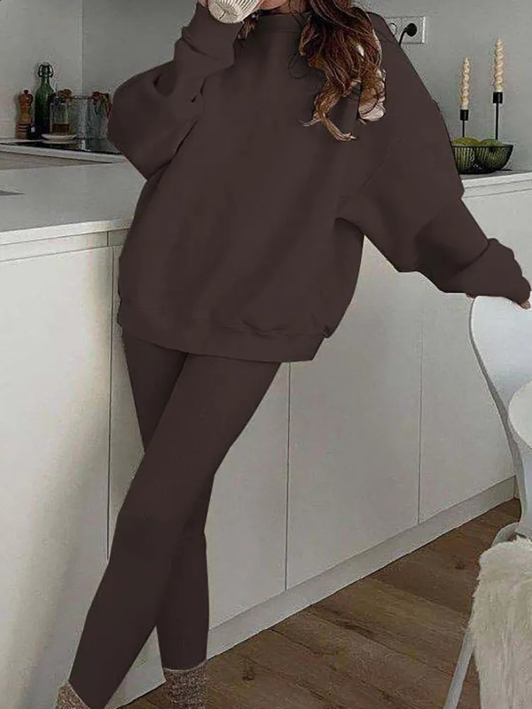 Autumn Winter Solid Color Sportswear Tracksuit Women Casual Round Neck Sweatshirt and Slim Pant Set Long Sleeve 2pcs Suit Outfit 251022