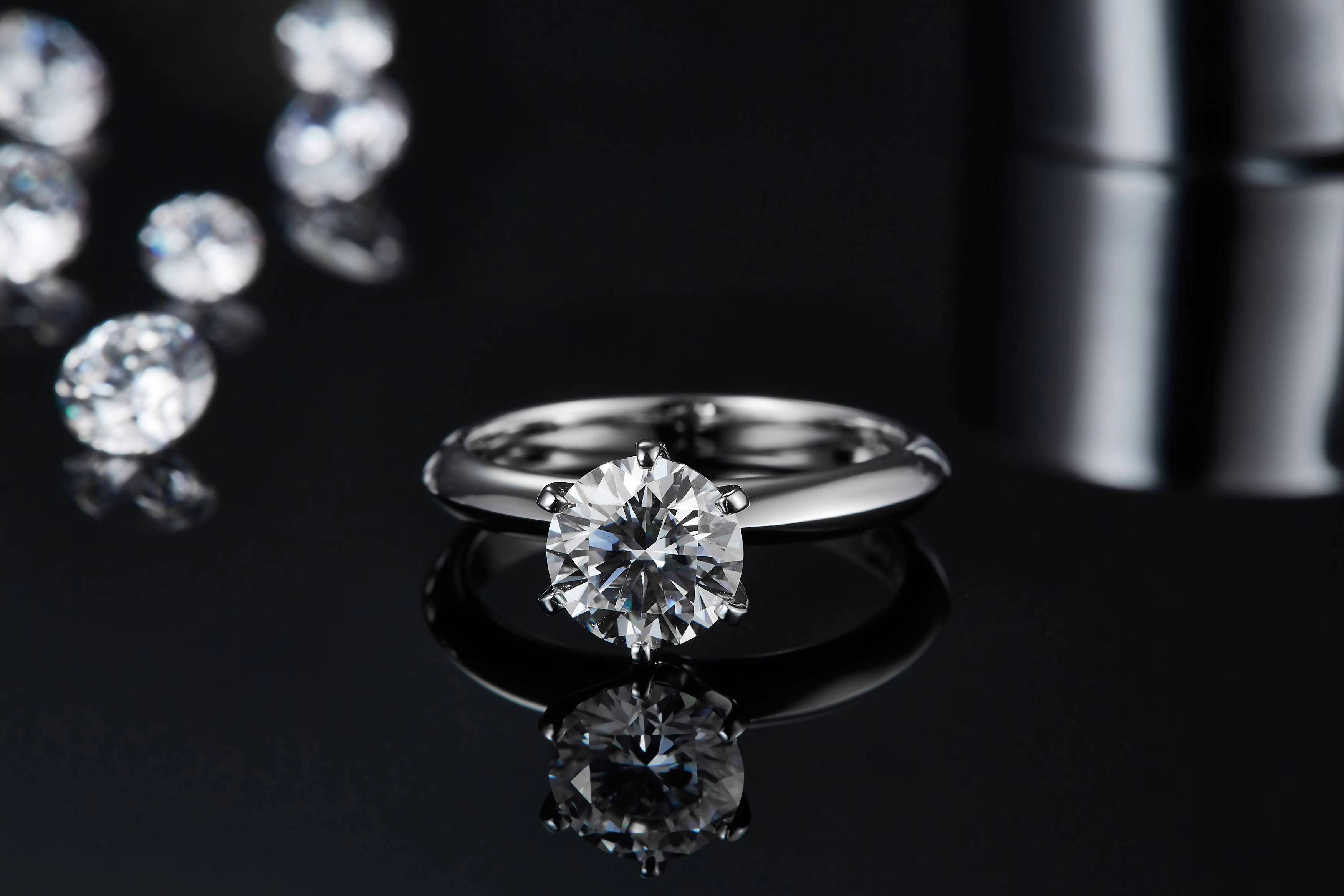 Cheap Factory Price Distinctive Moissanite Ring 925 Excellent Cut Diamond Ring for Girl