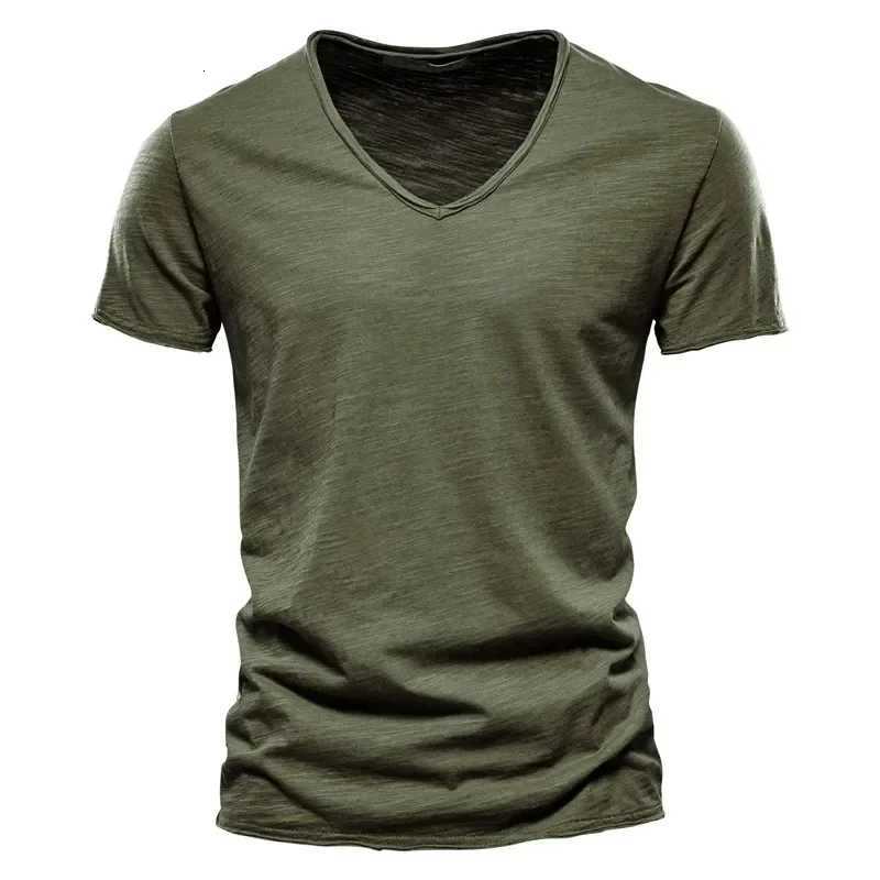 New 100 Cotton Men T Shirt Tops V Neck Thin Short Sleeve Tees High Quality Mens Fashion Fitness Hot Tshirt For Men Size S5XLXJ251023