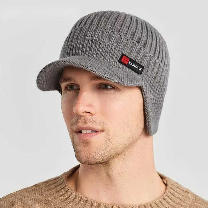 New Winter Men Hat Outdoor Ear Protection Warm Thick Bicyc Knitted Scarf Windproof Visors Baseball MaW251023