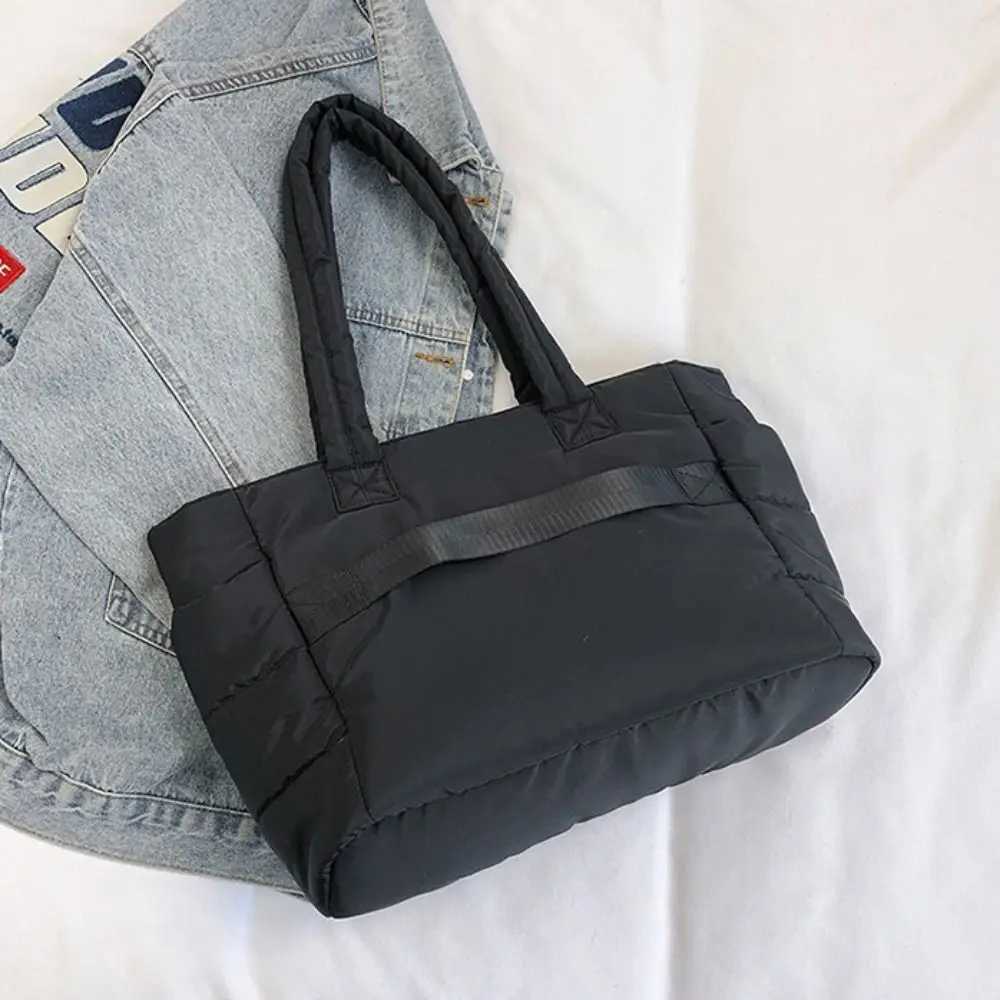 Korean Style Down Cotton Shoulder Bag Solid Color Large Capacity Cottonpadded Tote Bag Lightweight Space Cotton Nylon HandbagL251023