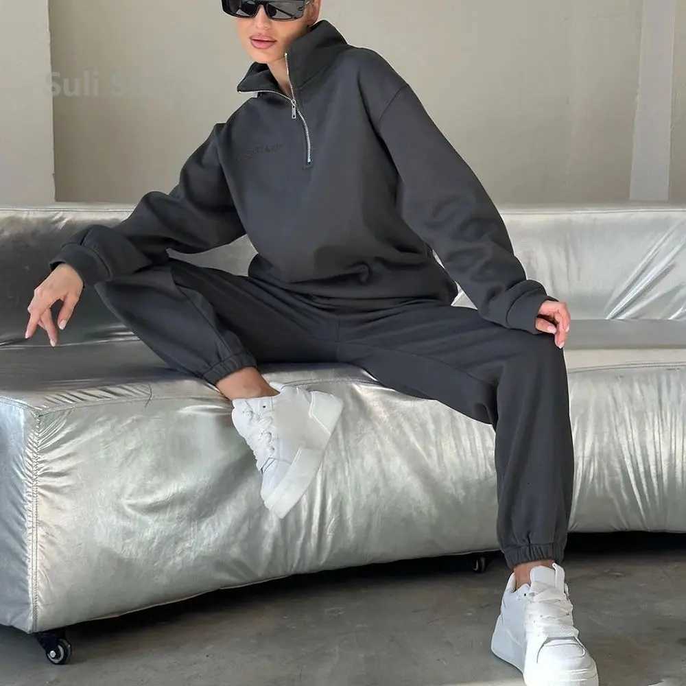 2025 European American New Versatile Casual Fashion Thickened Embroidered Long Sleeve Sweatshirt and Long Pants TwoPiece SetT251022