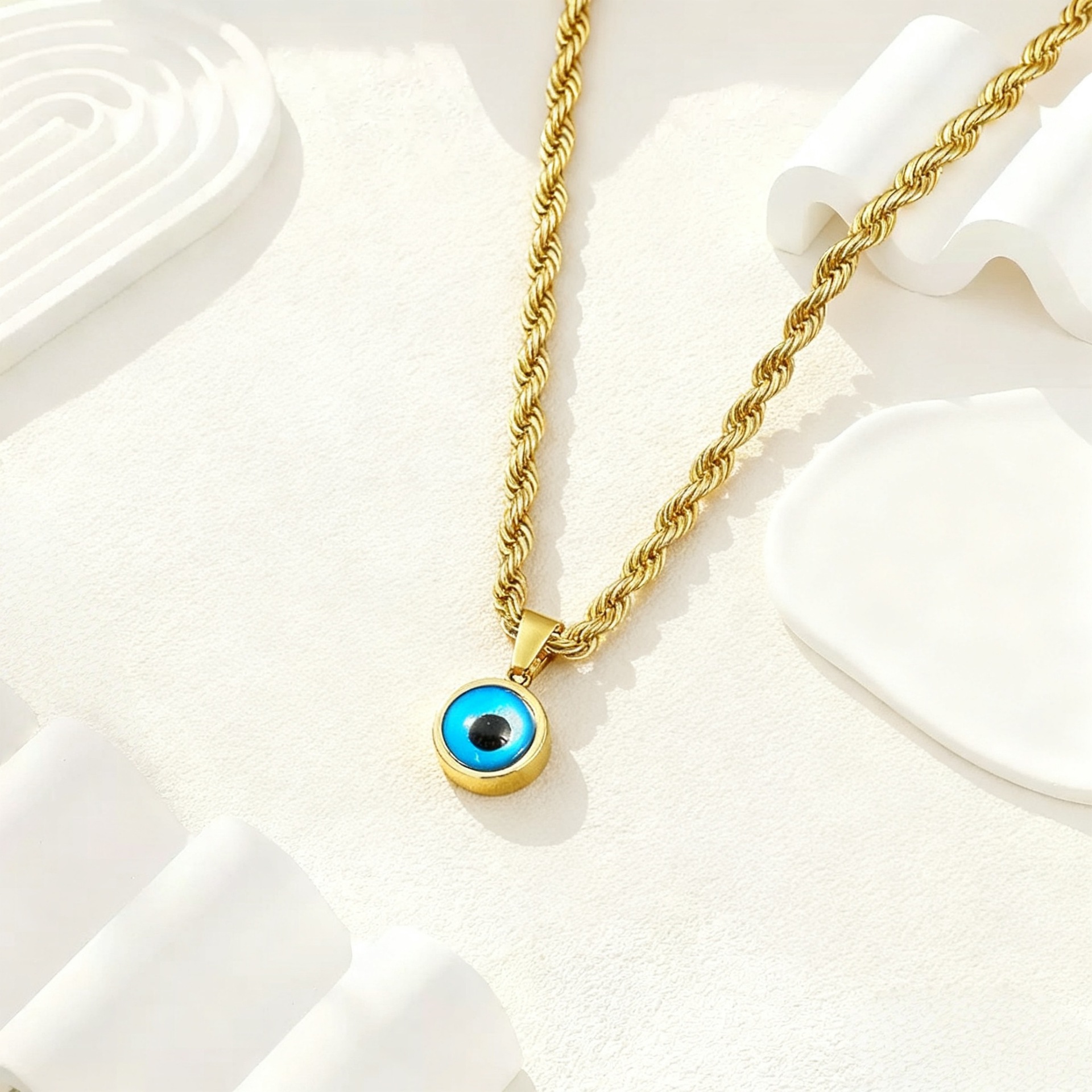 Gold necklace Personalized and trendy zircon round eye 18k gold devil's eye pendant, luxurious and high-end Halloween gift necklace for men