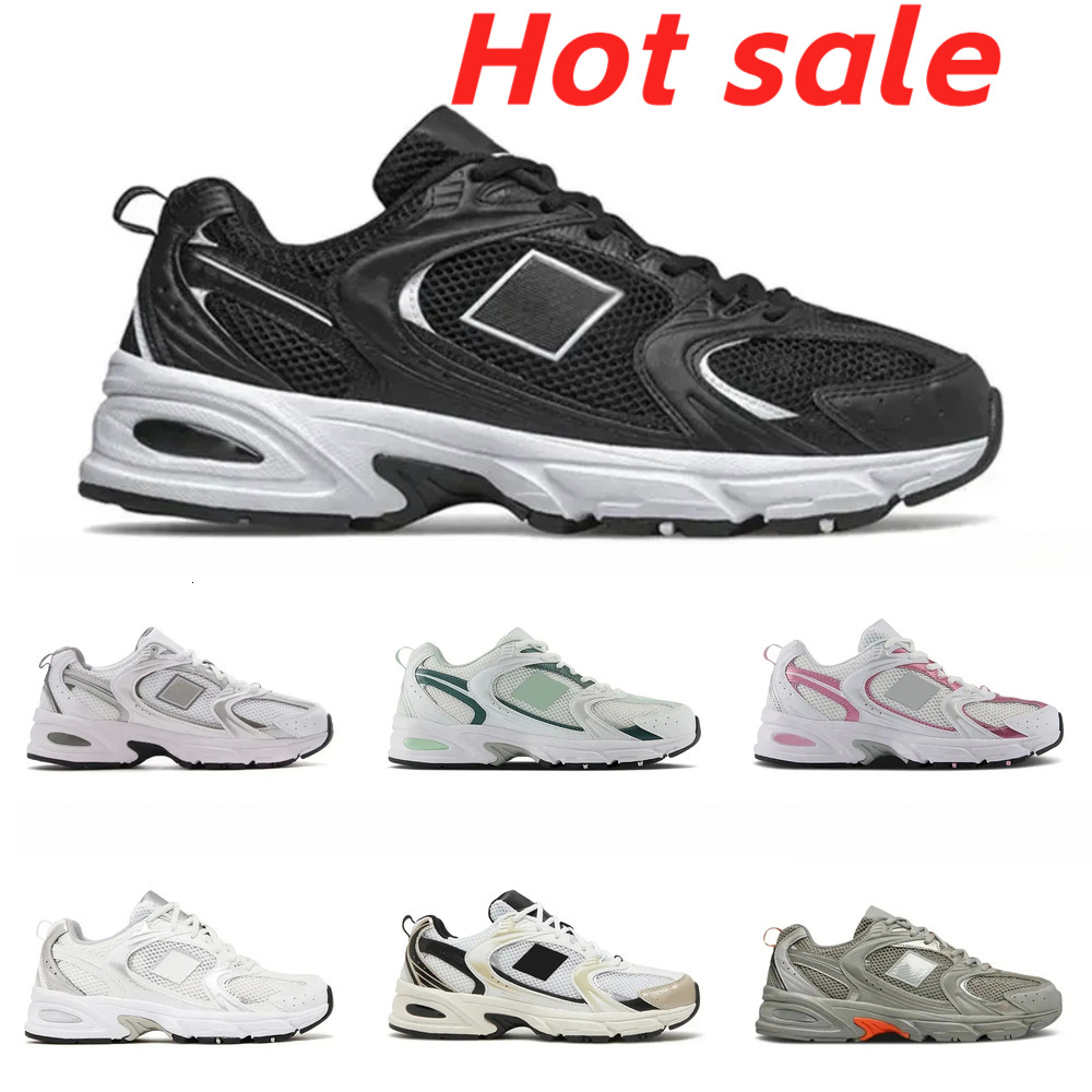 brand Designer shoes high-end fashionable man Women running shoes retro sports Breathable Mesh Casual Walk, Sports Trainers Unisex Sneakers student Black White 60