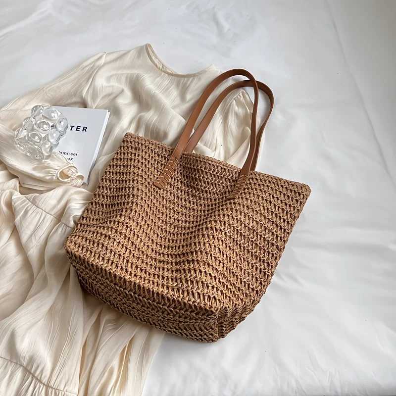 Fashionable and Versatile Womens Woven Bag with Zipper for Travel Large Capacity Beach Bag HandbagL251023