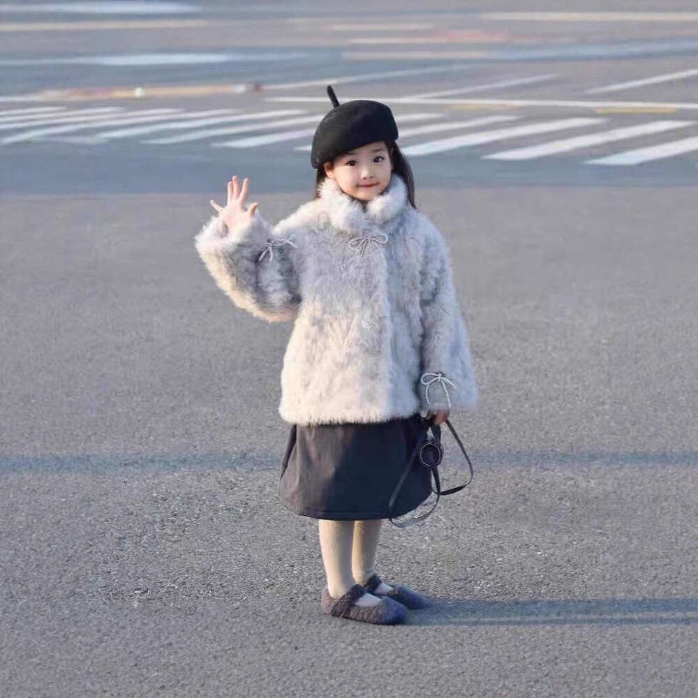 Fox Coat Faux Girls' Fur EcoFriendly Children's Winter New Plush Top Sweet Butterfly for Girls '