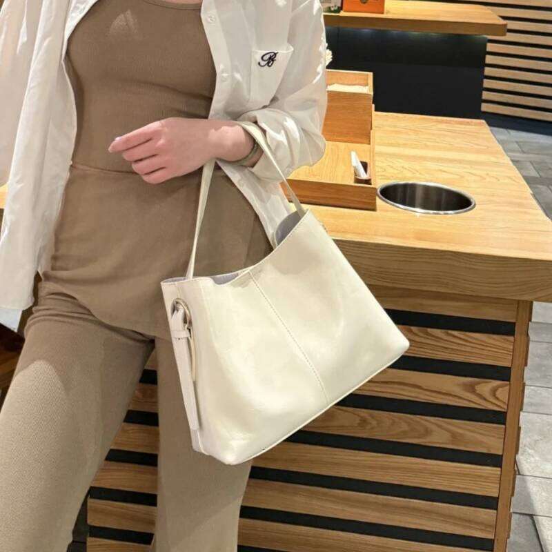 Jonlily Women Genuine Leather Shoulder Female Handbag Totes Casual Crossbody High Capacity Commuter Bag Purse -Kg2061 Mdng251023