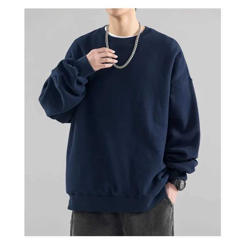 Sweatshirt 2025 new autumn and winter round neck top long sleeved Tshirt mens solid color versatile J251021