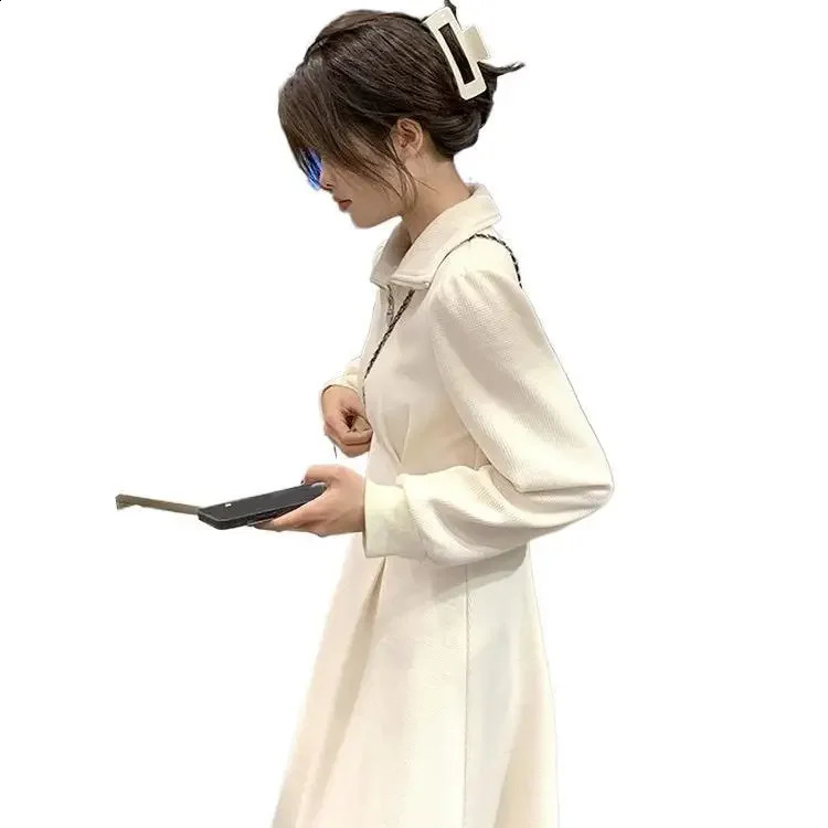 Fashionable Long Sleeve Fleece Lined Slimming Thickened Winter Dress Empire Waist Maxi Skirt for Women Elegant Turndown Collar 251022