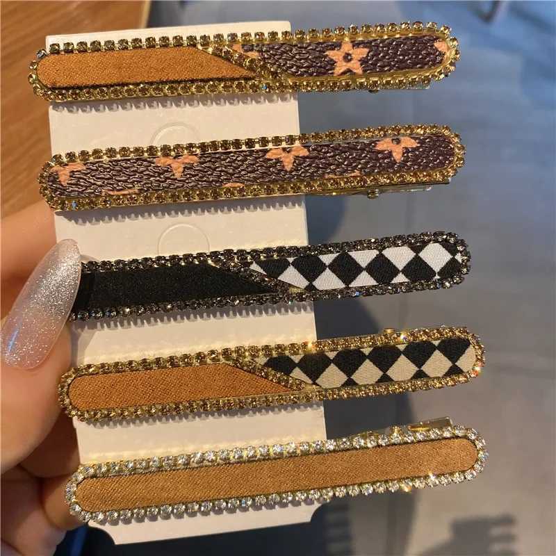 Korean New Rhinestone Leather Latt Hairpin Duckbill dr Bang Hair Clip Barrettes Pince Chux Accories for Wen Y251023