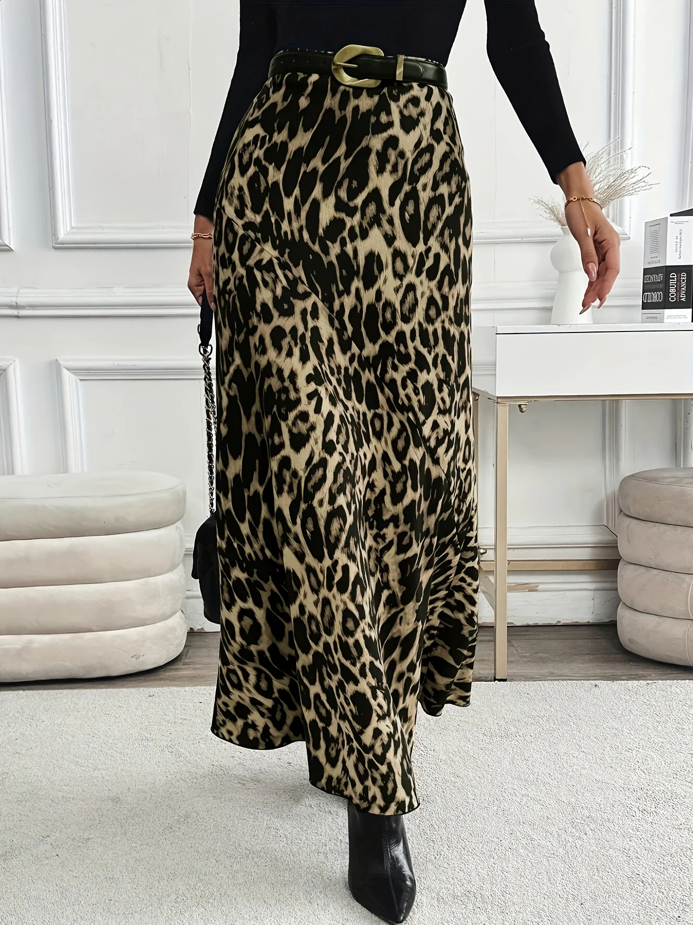 Ladies large woven printed leopard print casual elegant half skirt 251022