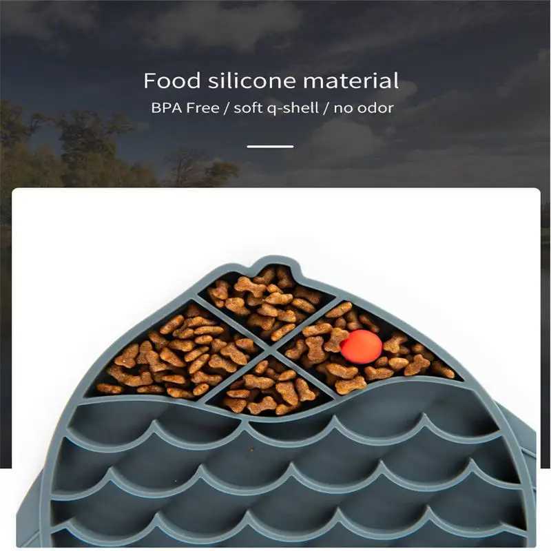 Silicone licking pad Fish shaped Pet Dog Lick Pad Bath Peanut Butter Slow Eating Licking Feeder Cat Lickmat Feeding Dog Lick Mat Y251023