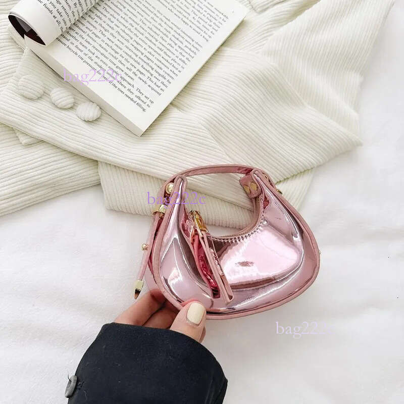 Glossy PU Solid Fashion Mini Half Moon Hand Compact Simple Sense Of Cute Children's Bags Designer New Style H6.25#26