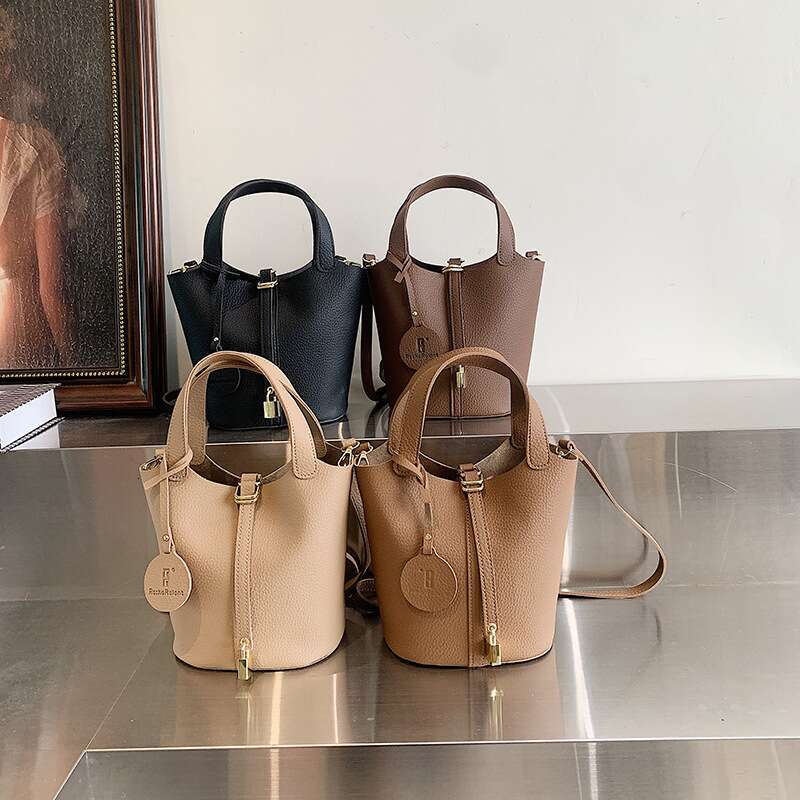 New Lychee Pattern Handheld Water Bucket With High Quality Retro Vegetable Basket Bag, South Korea East Gate One Shoulder Crossbody Bag