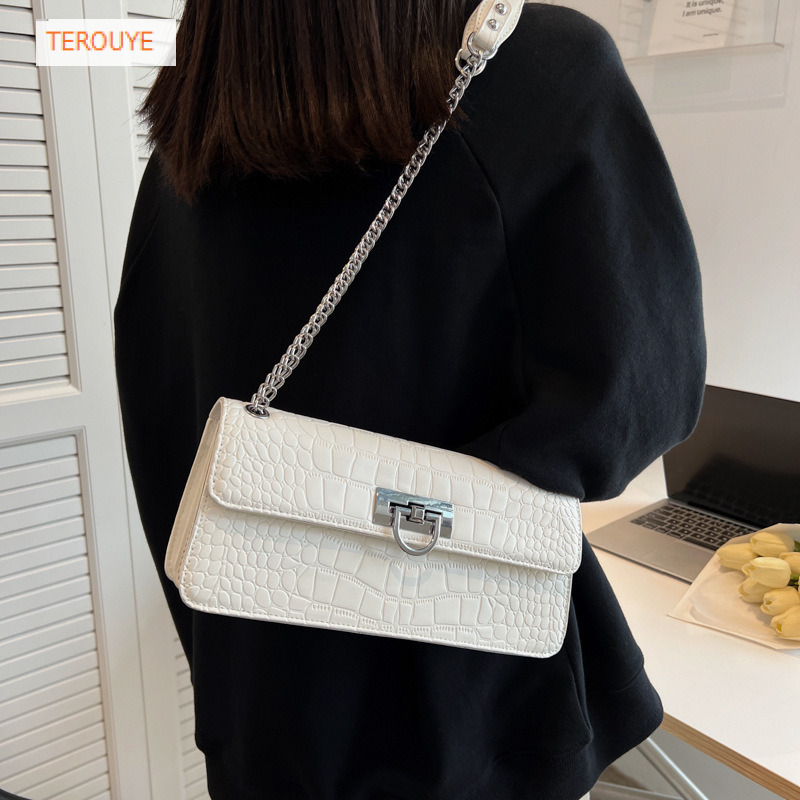 Korean style niche texture armpit bag autumn and winter new fashion retro sexy chain rectangular women's shoulder bag luxury designer bag
