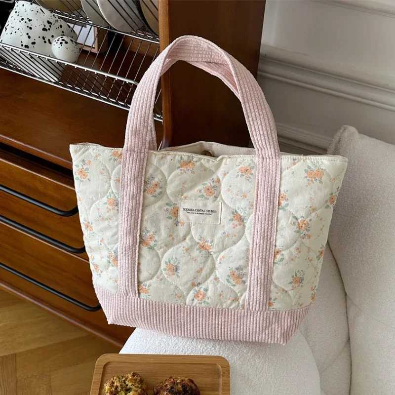 Sweet Floral Womens Bento Handbags Retro Patchwork Ladies Tote Shoulder Bags Retro Flower Female Storage Shopper Bag PurseL251023