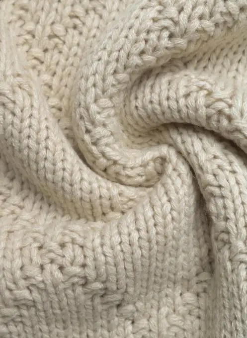 Color Blocking Border with Small Fish Pattern Round Neck Pullover Knitted Sweater for Women In Autumn and Winter of 251023