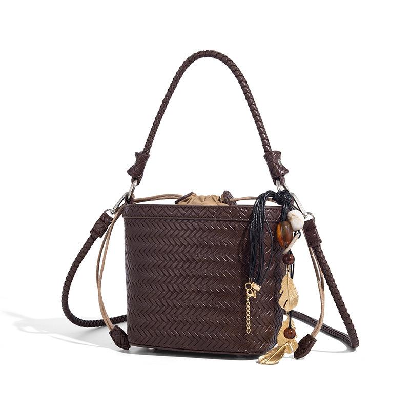 Luxury Brand Designer Bag Drawstring Woven Handbag High-End Bucket Bag Pure Handmade Woven Bag 2025 New Commuter Crossbody Bag