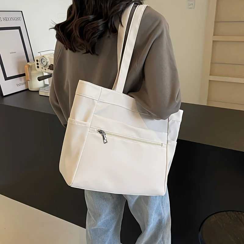 New Womens Shoulder Bag Large Capacity Multiple Pockets Handbag Simple Canvas Tote Bag Daily CommutingL251023