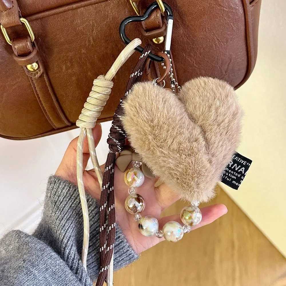 Brown Leather Maillard Style Designed Key Chain Plush Creative Love Heart Pendant Luxury Charm Long Tassel Keychain Z251023
