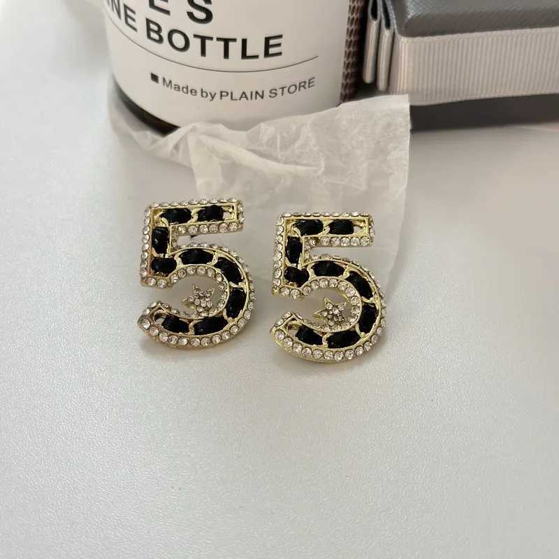 Luxury earrings pentagram black leather metal number 5 with Sparkling rhinestone retro earrings for wen Y251023