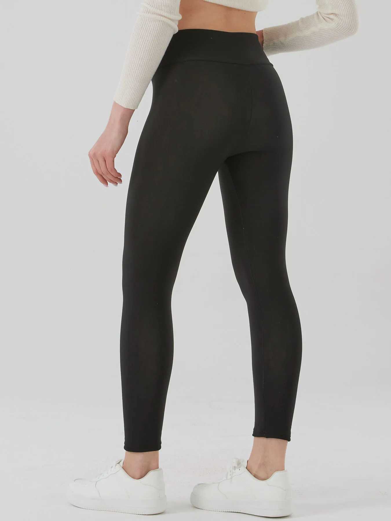 Winter Leggings Women High Waist Warm Fashion Outdoors Leggings Women Autumn Velvet 200G Pants Classic EmbroideT251023