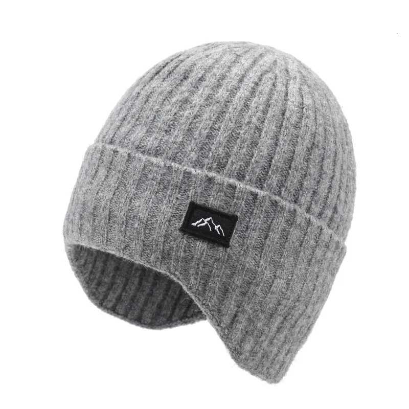 Unisex Ear Protection Beanie with Thermal LinedLeisure Warmth Knitted Skull Cap for Outdoor Cold WeatherSuitable for Daily UseXJ251023