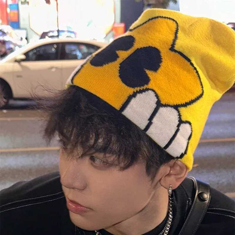 Cartoon Cute Fivepointed Star Knitted Hats Autumn and Winter New Hip Hop Warm ins Color Block Versati Street Fashion BeaniesW251023