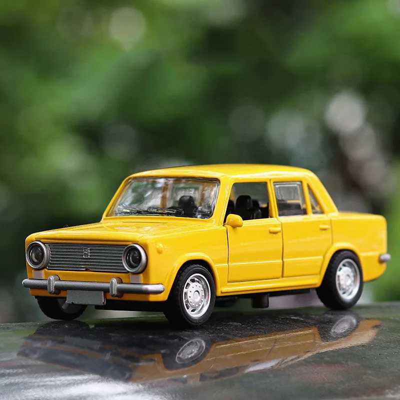 136 LADA Alloy Car Model Diecast Toys Vehicles NO Light Sound Effect Car For Boys Birthday Gifts Kids Toys CarsT251023