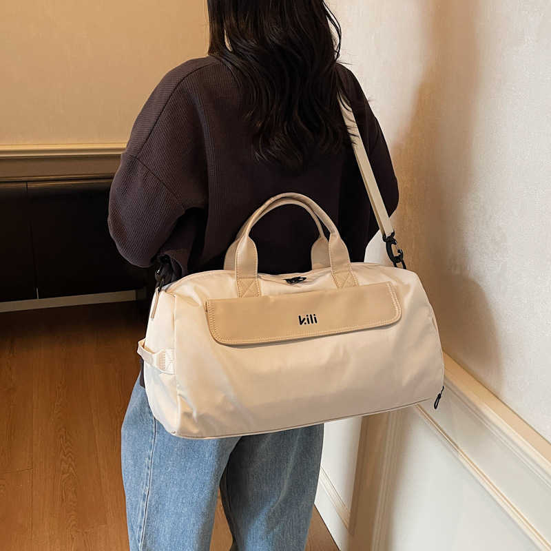 Shortdistance Travel Bag for Men and Women New Large Capacity Fashion Business Trip Luggage Bag Casual Handheld Singleshoulder Sports Gym Bag W251023