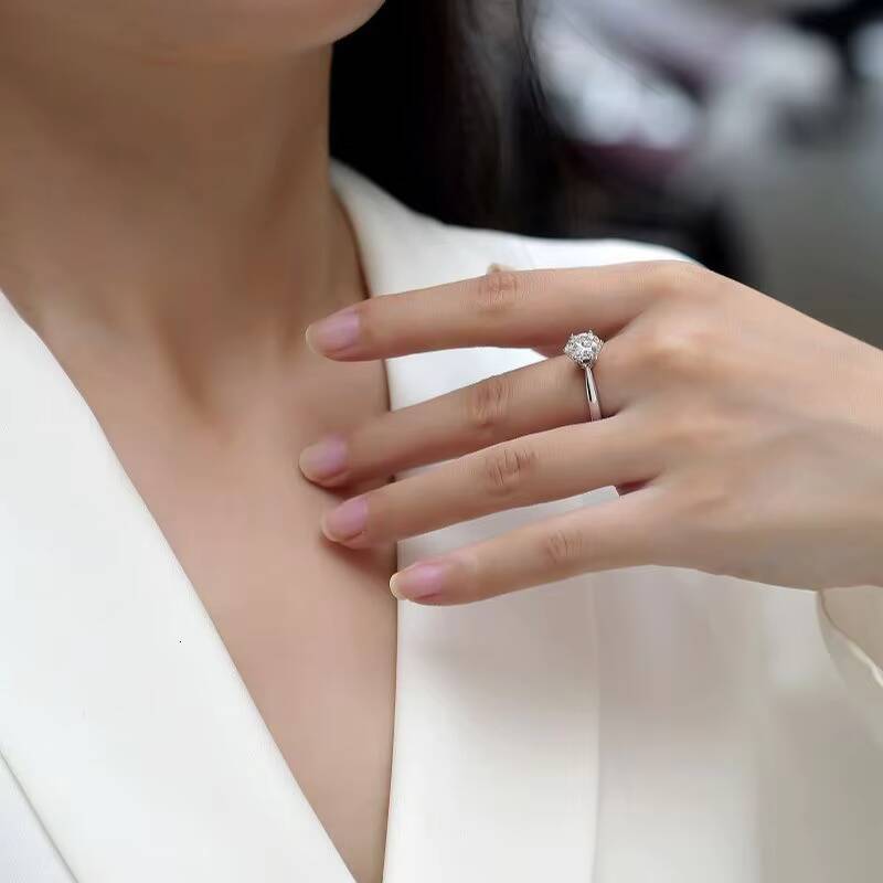 De Classic Six Claws Single Moissanite Wedding Ring for Women Simple Moissanite Silver Rings 925 Silver Closed Engagement Rings