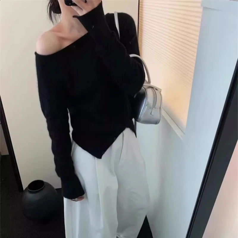 Autumn Winter Off Shoulder Sweater Fashion Salsh Neck Long Sleeved Sweater Elegant Hem Buttonup Knitwear Korean Knit Pullover 251023
