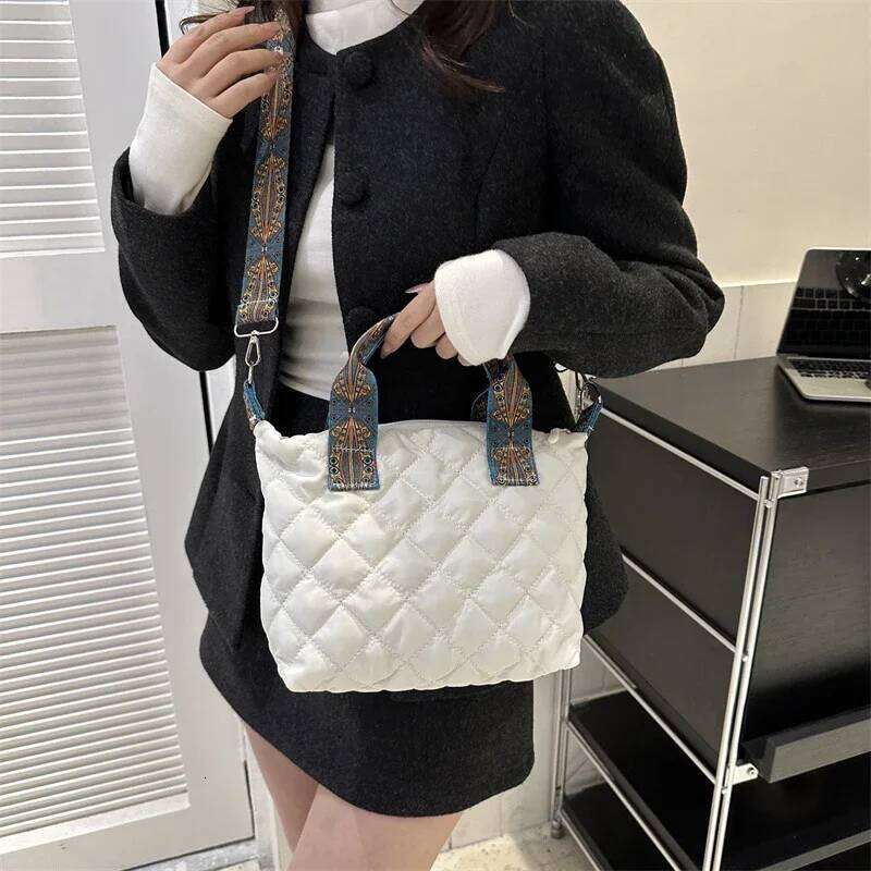 Women Wide Belt Handbag Fall/Winter Rhombus Space Cotton Shoulder Large Capacity All-Match Shopping Tote Bag