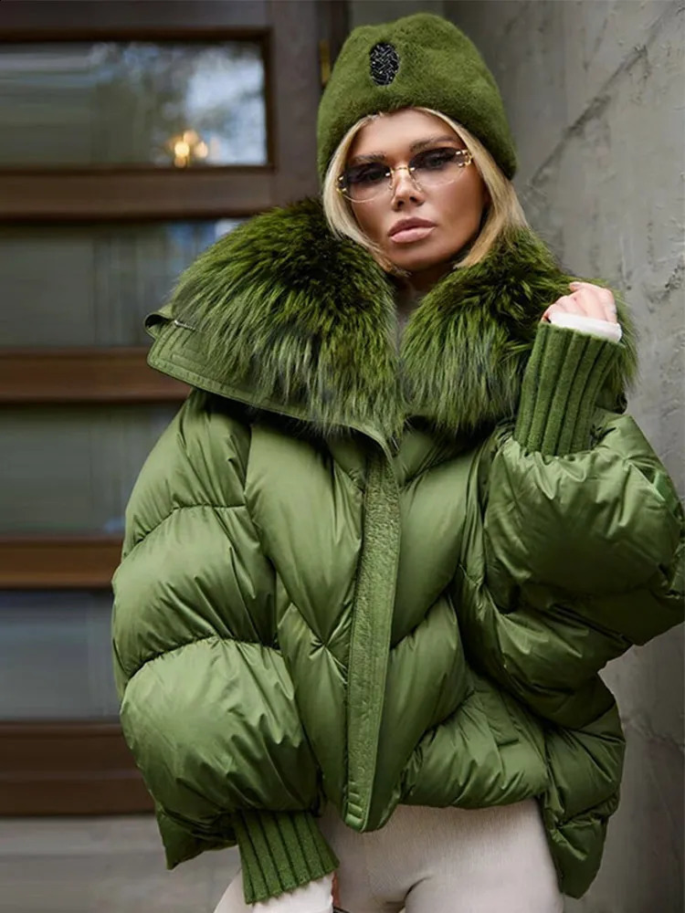 Womens Winter Fur Collar Parka Coat Hood Long Sleeve Zipper Green Quilted Down Jacket Female Fashion Lady in Outwear 251022