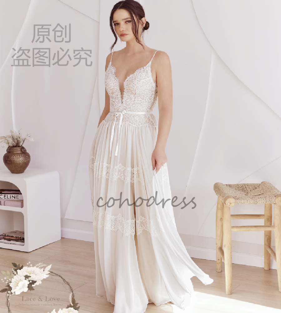 Spaghetti Straps Boho Beach Wedding Dress 2026 Chic Floor Lenght Lace Flowy Bohemian Bridal Dress Backless Elegant Civil Bride Dress Sexy Robe De Mari