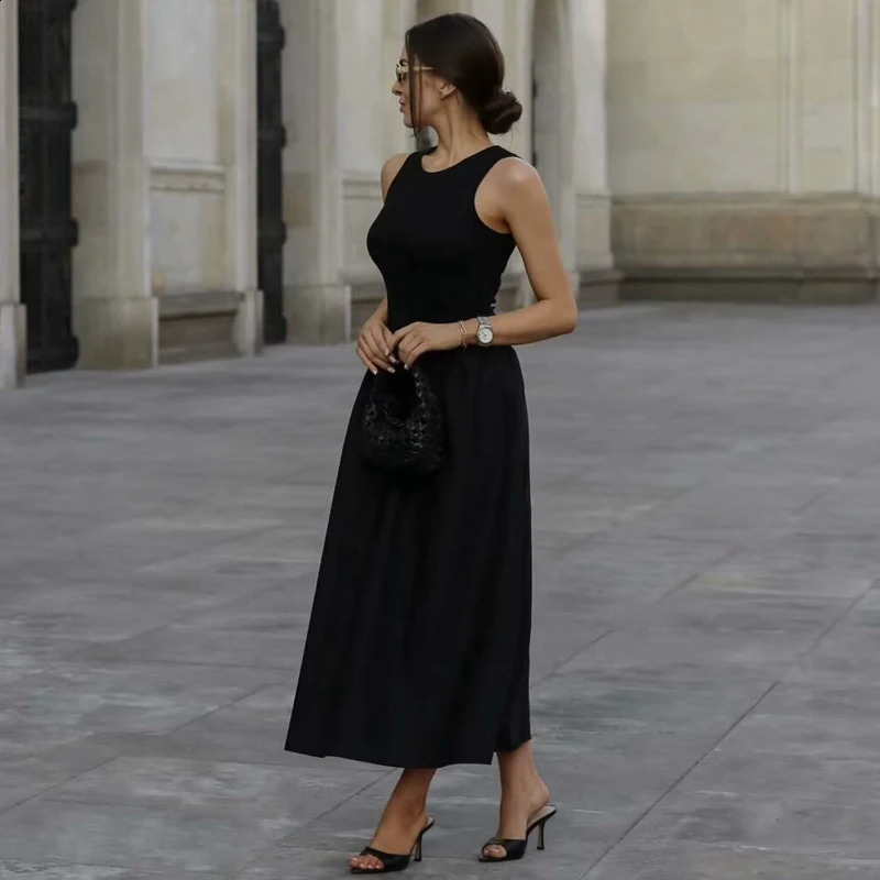 MUJER Black Pleated Long Dresses for Women Knitted Sleeveless Maxi Dress Woman Vintage Party Womens Dresses Spring Casual Dress 251023