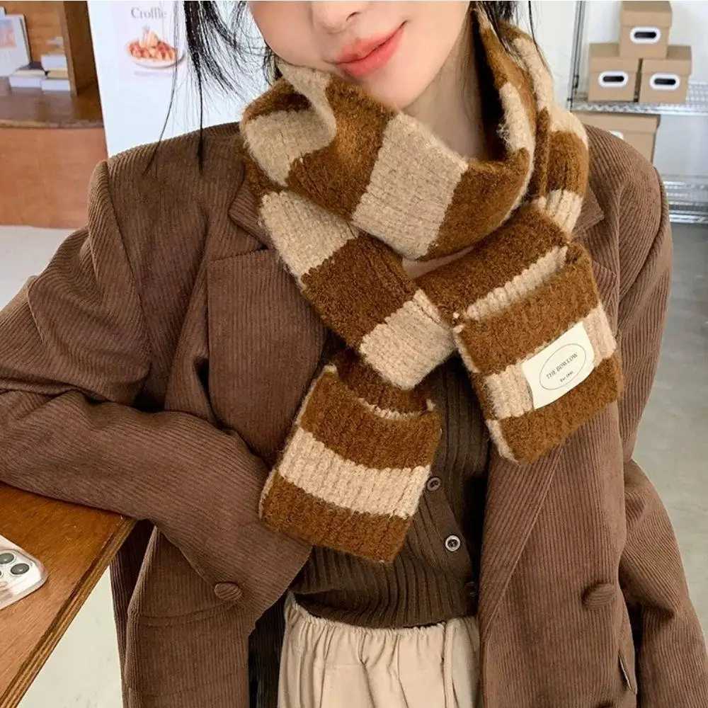 Black And White Striped Scarf Women In Winter Colour Blocking Stripes Long Narrow Harajuku Scarf Students Knitted Neck Warmer J251113