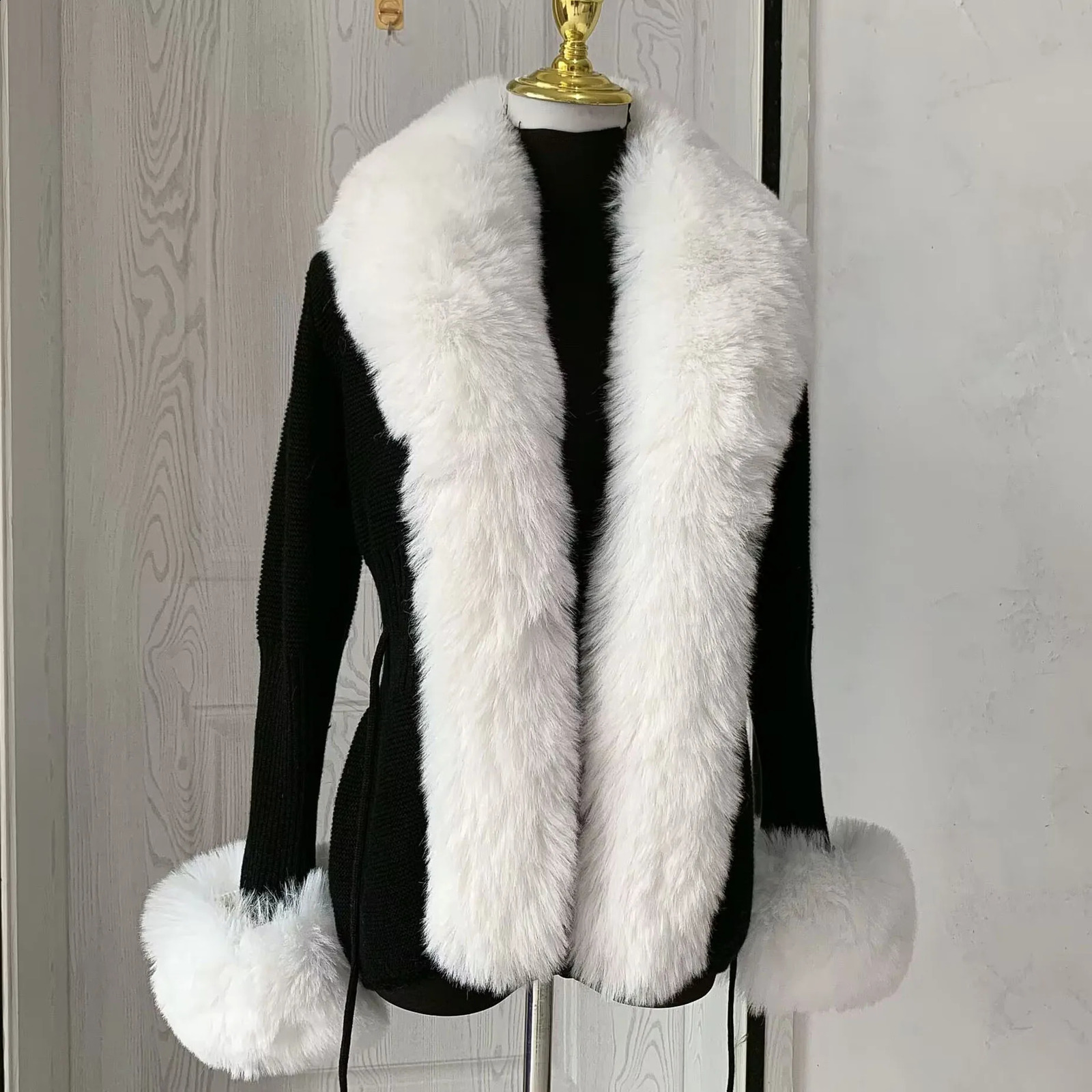Women faux fur knitted cardigan with fox whole collar Autumnwinter y fashion sexy artificial 251022