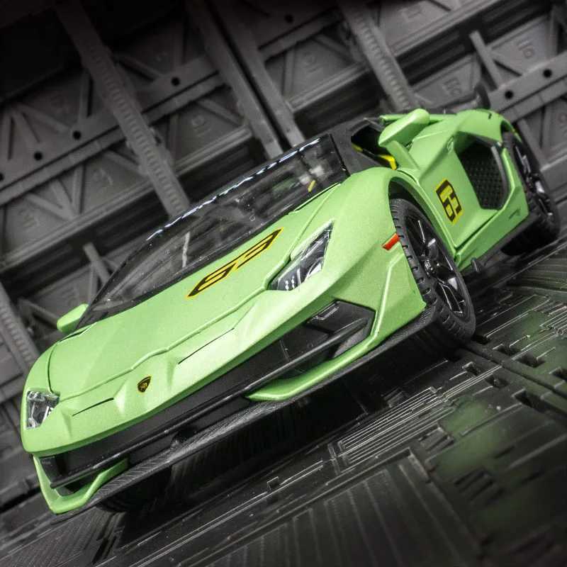124 Lamborghini SVJ63 alloy car model ornaments collection pull back acoustooptic toy can be given as a gift to friendsT251023