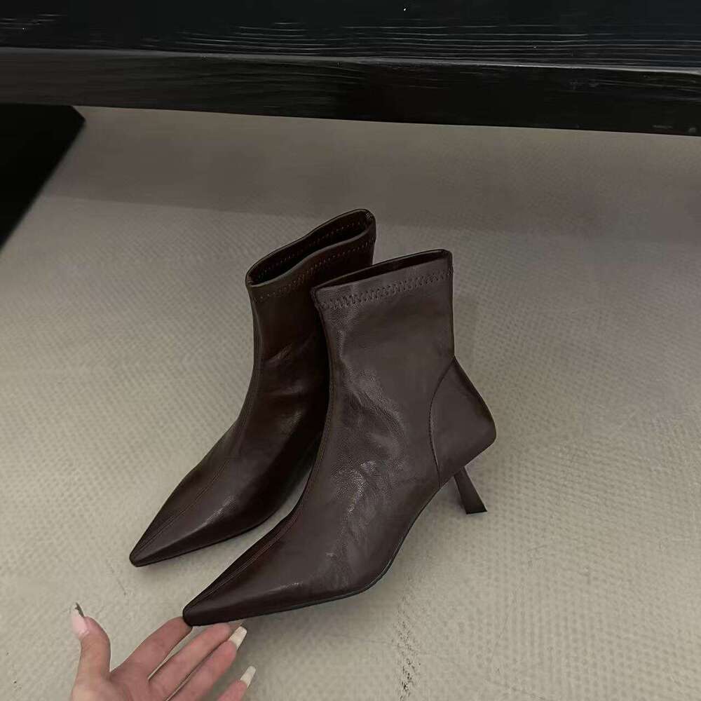 Slimming Pointed Toe Stretch Designer Shoe Slim Slip-On Soft Leather Style Thin Heel Short Boots