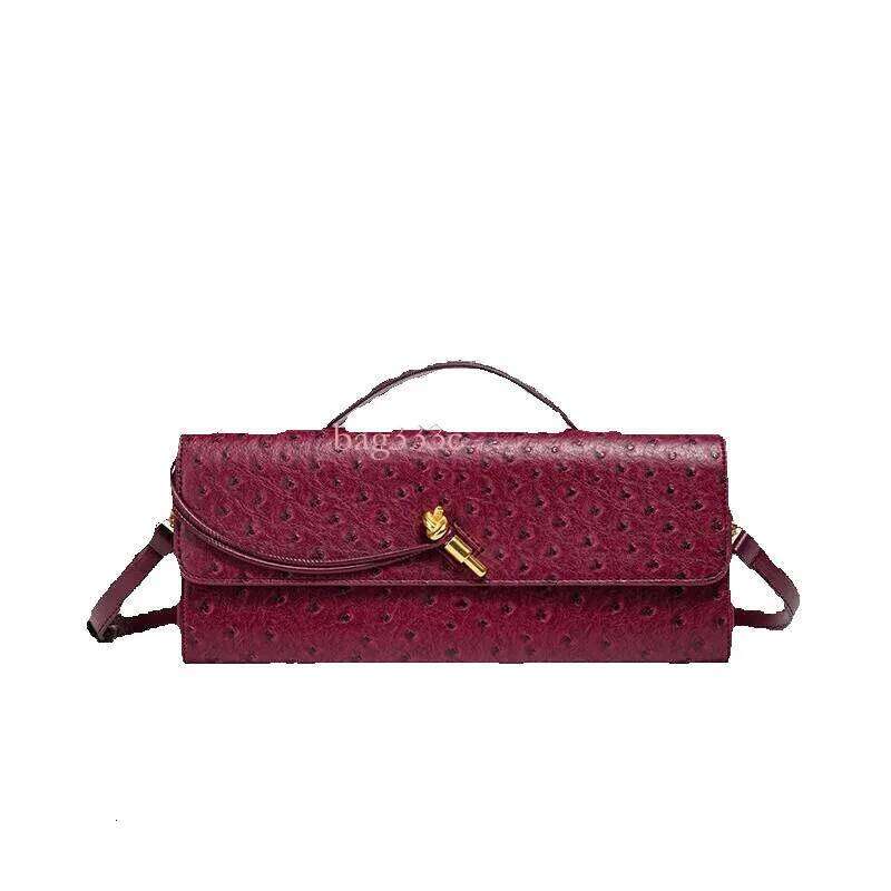 OEM Niche Design Ostrich Pattern Handwoven Fashion Baguette Horizontal Trendy Single Shoulder Handheld Women's Bag