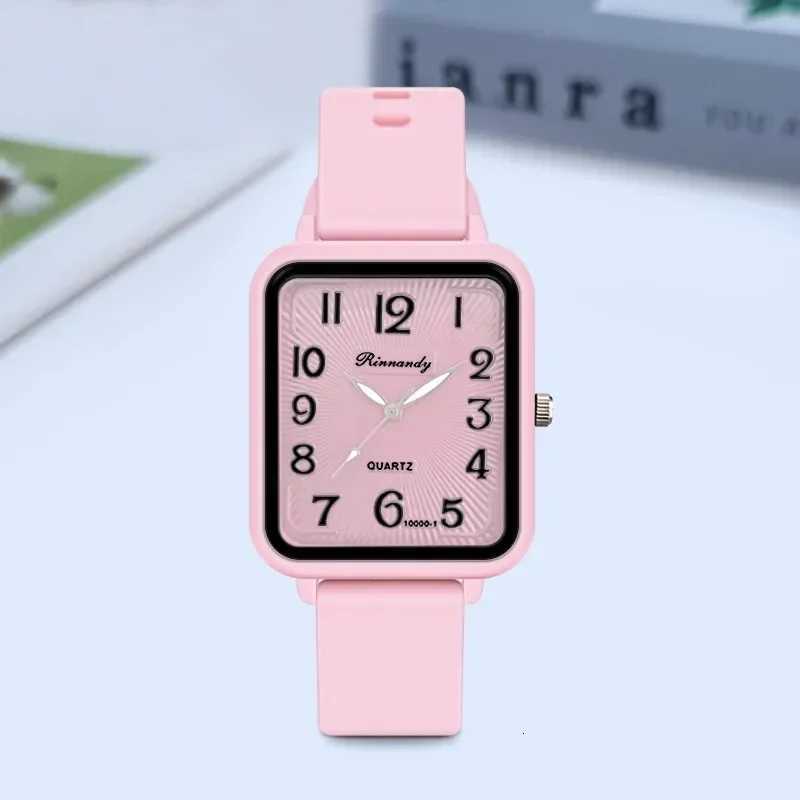 Brand Silicone Strap Watch Student Leisure Square Digital Women Quartz Watch New Fashion Ladies Luxury Wristwatch DropshippingL251023