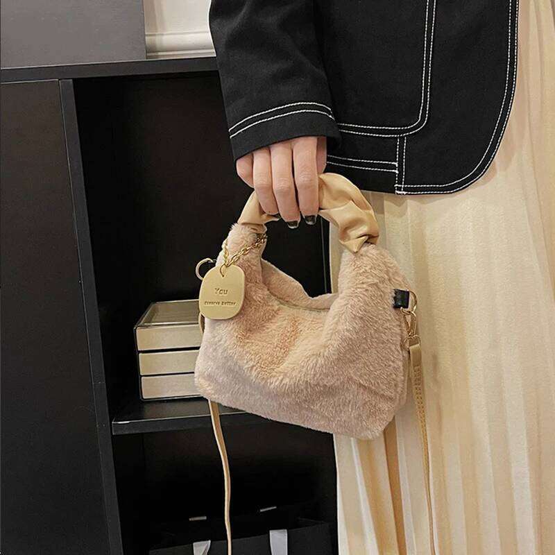 Faux Fur Plush Handbags Ruched Handle Small Lady Shoulder Crossbody Bag Casual Tote Half-Moon Hobos Winter Bags For Women