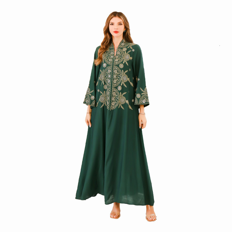European and American Muslim Women's Designer Robe Middle Eastern Dubai Clothing Abaya Embroidered Robe Evening Dress