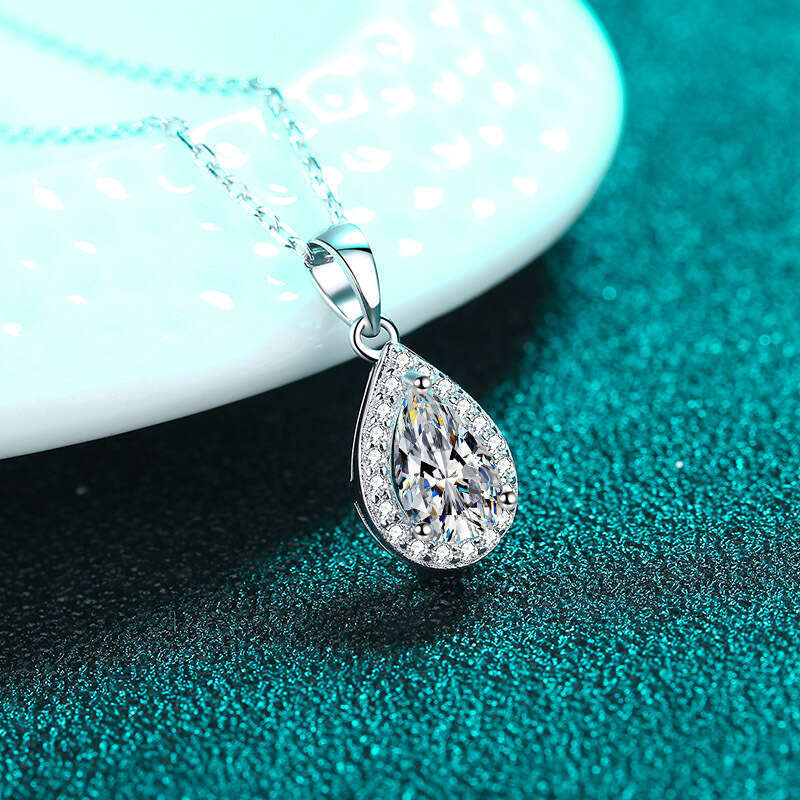 DHCollections-- Sterling Sier for Women 5*8 Pear-Shaped Moissanite Clavicle Chain Plated with PT950 Gold Cluster Necklace